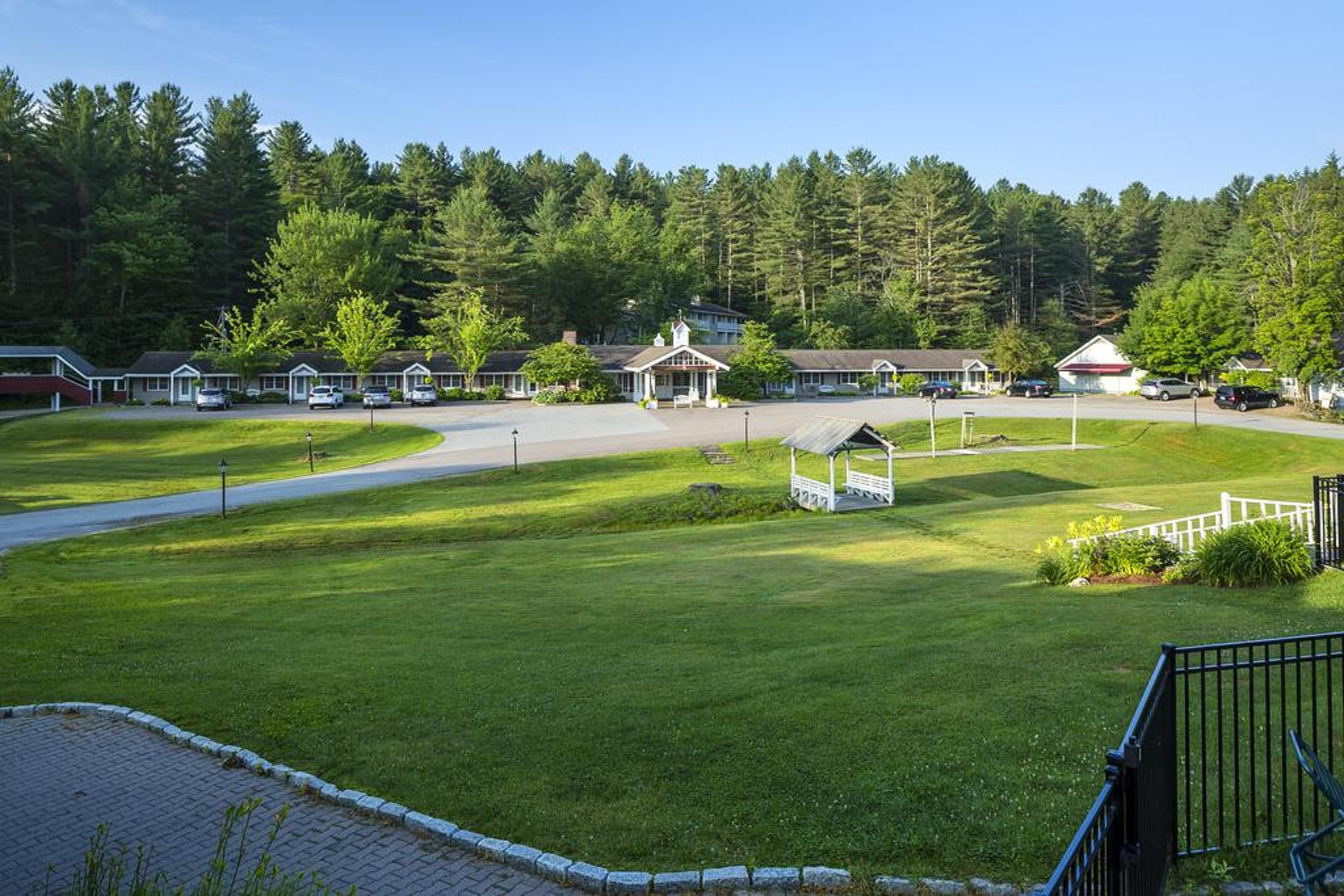 Bluebird Cady Hill Lodge Stowe Exterior foto
